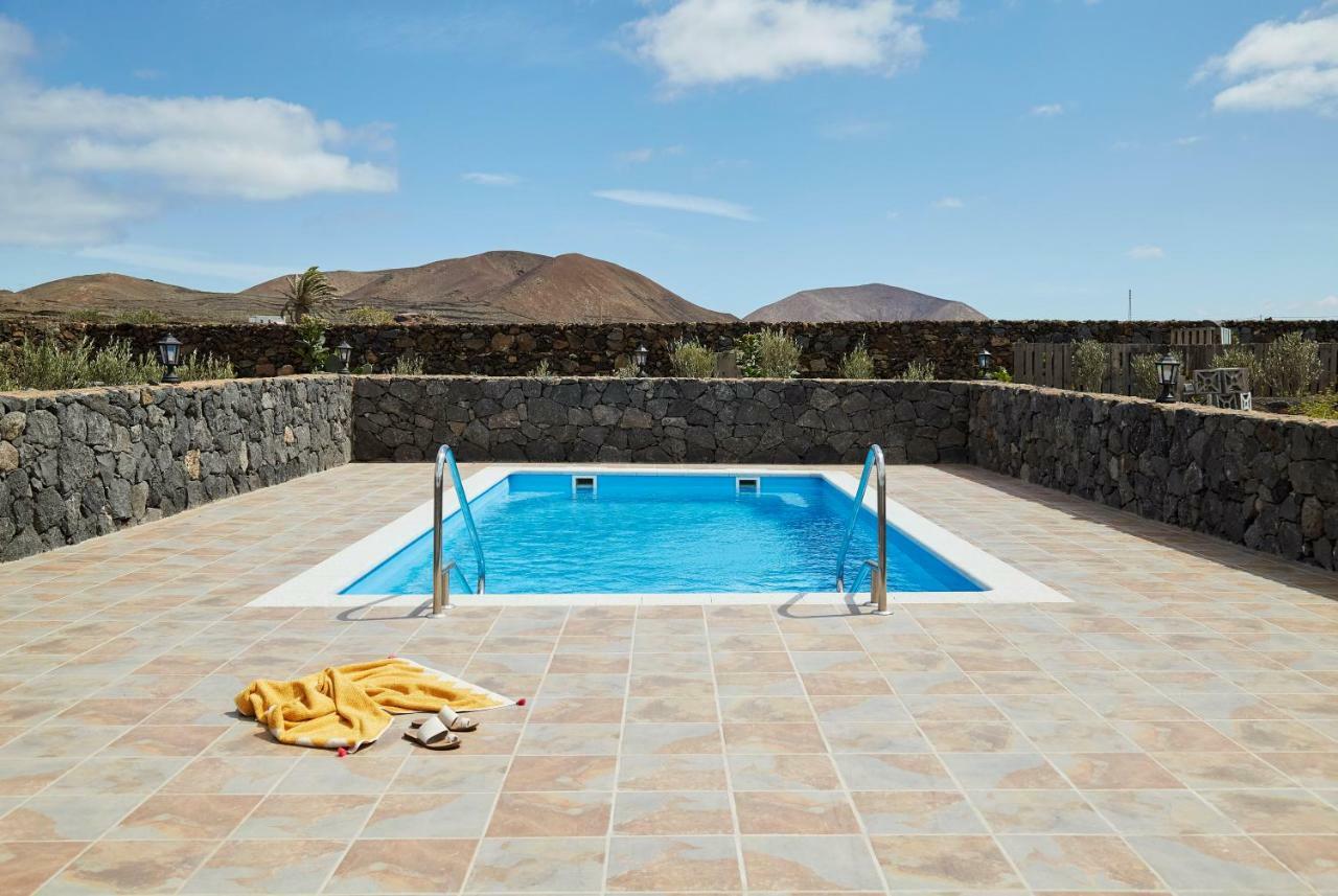 Villa Nueva Mala Eksteriør billede